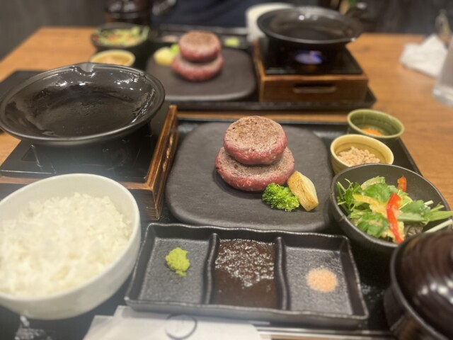 【名古屋校】最近美味しいお肉ばっかり食べてる気がします！